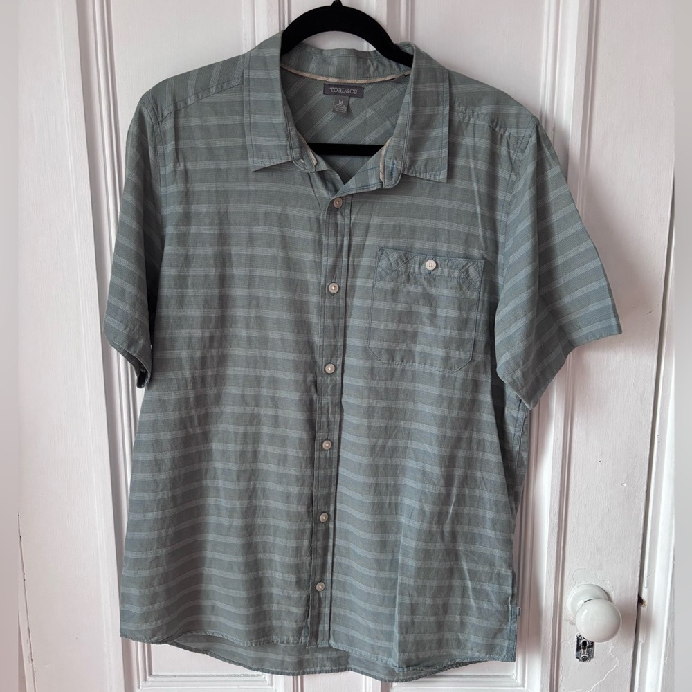 Men’s Toad &Co Plaid Short Sleeve Organic Cotton Button Front Shirt Medium